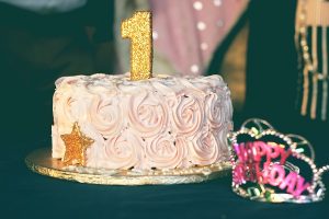 baby-girl-birthday-birthday-cake-851204